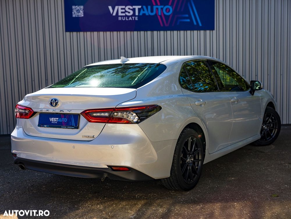 Toyota Camry 2.5 Hybrid Exclusive - 7