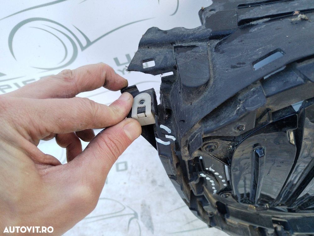 Grila hota activa Bmw X5 G05 include motoras, 5113 226775 an 2018-2023 - 5