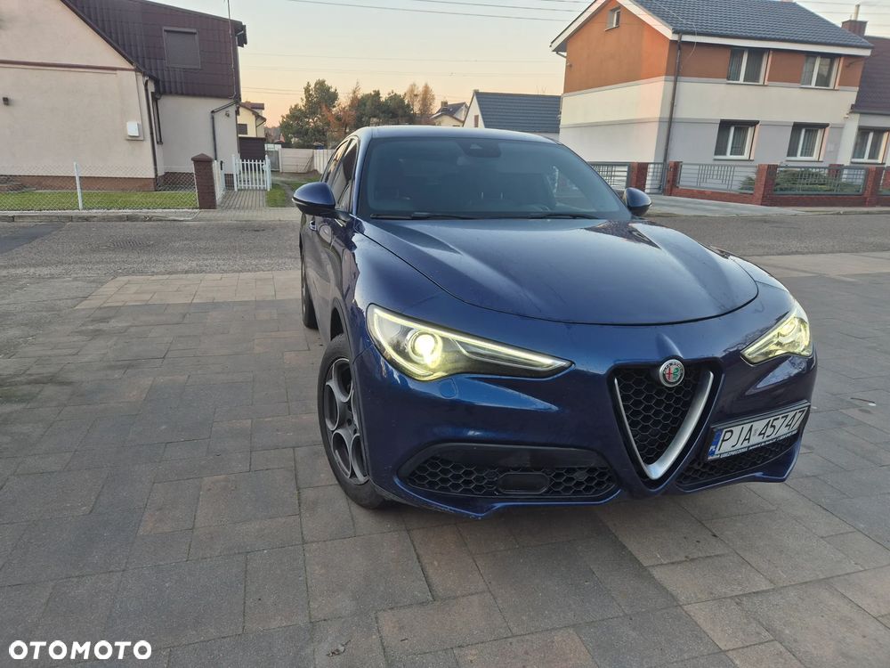 Alfa Romeo Stelvio 2.0 Turbo Executive Q4 - 1