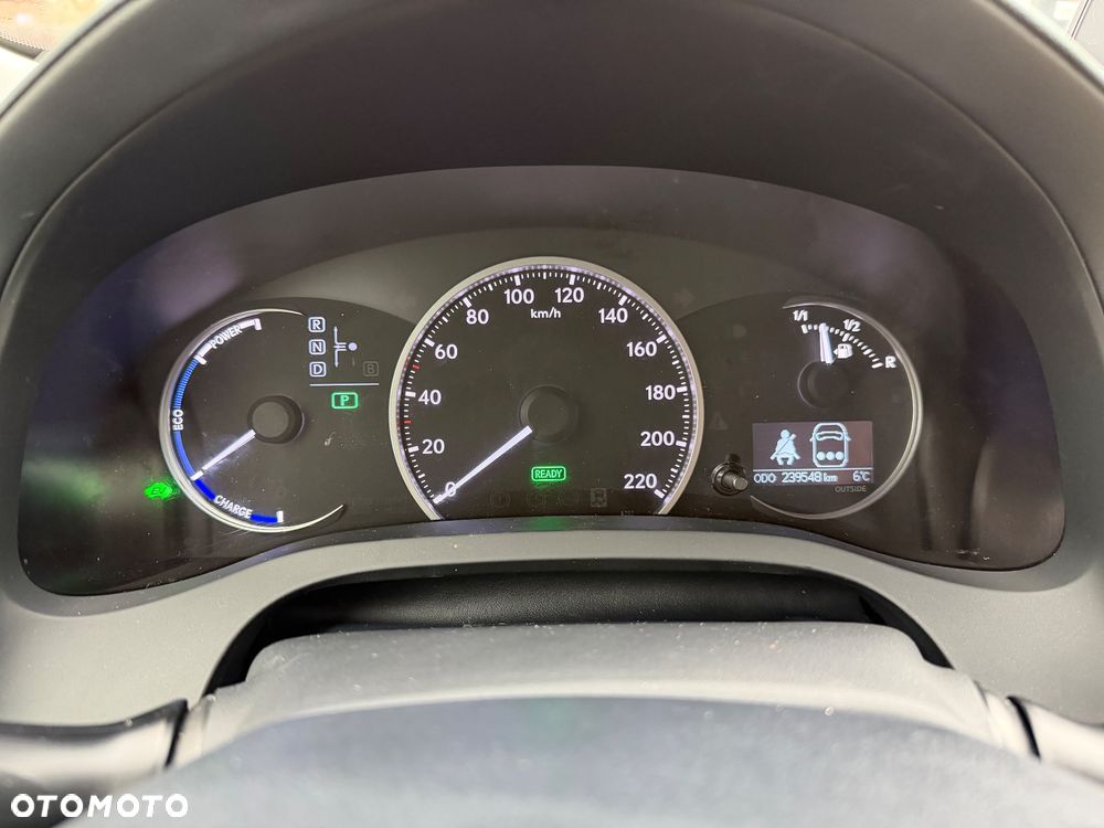 Lexus CT 200h Prestige - 14