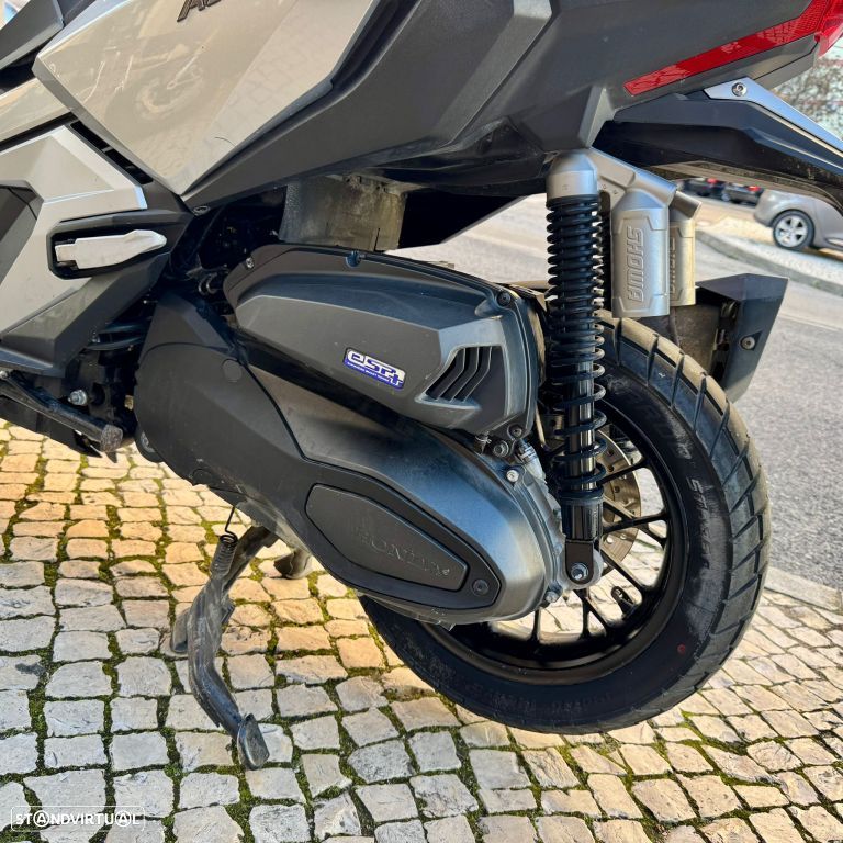 Honda ADV 350 - 24