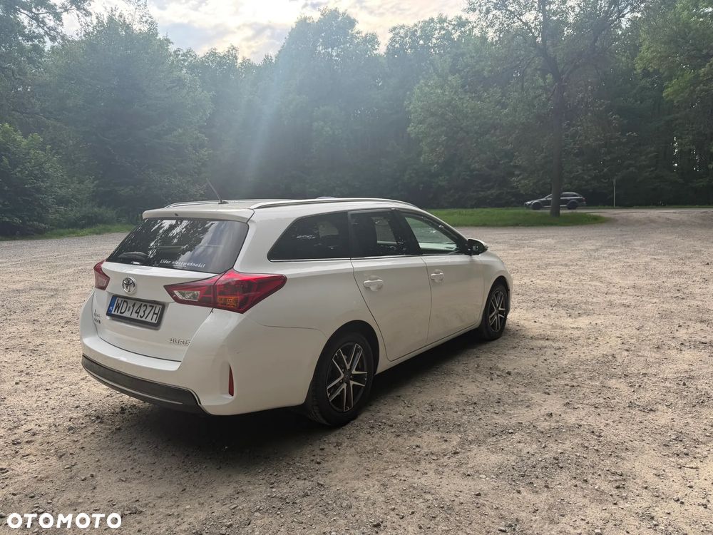 Toyota Auris 1.6 Active - 6