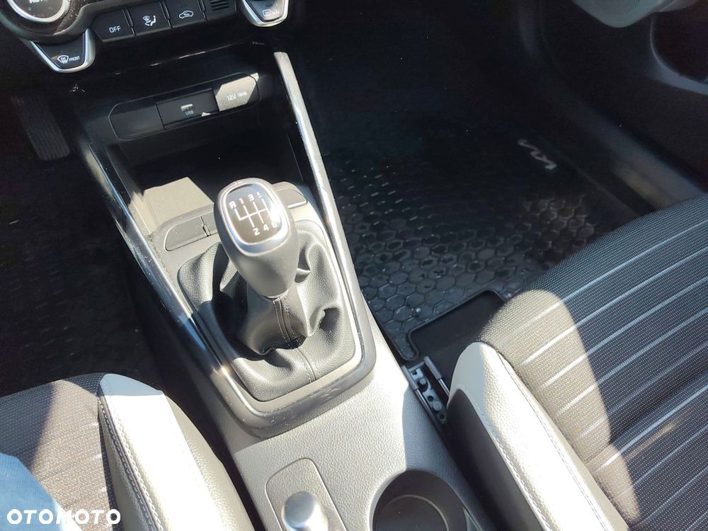 Kia Stonic 1.0 T-GDI L - 15