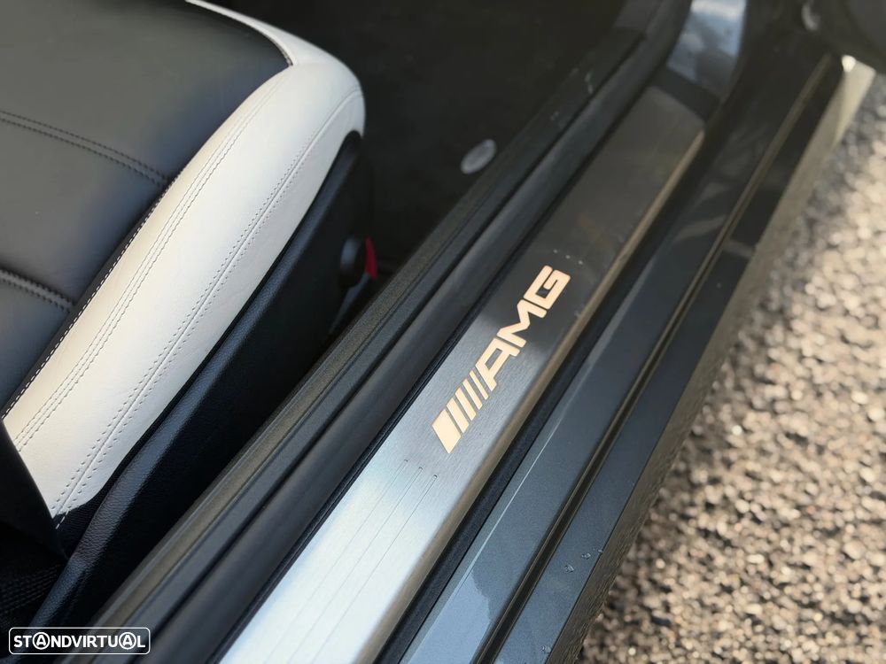 Mercedes-Benz SLK 55 AMG Standard - 14