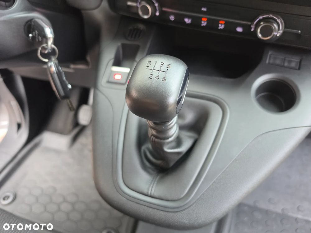 Opel COMBO - 25