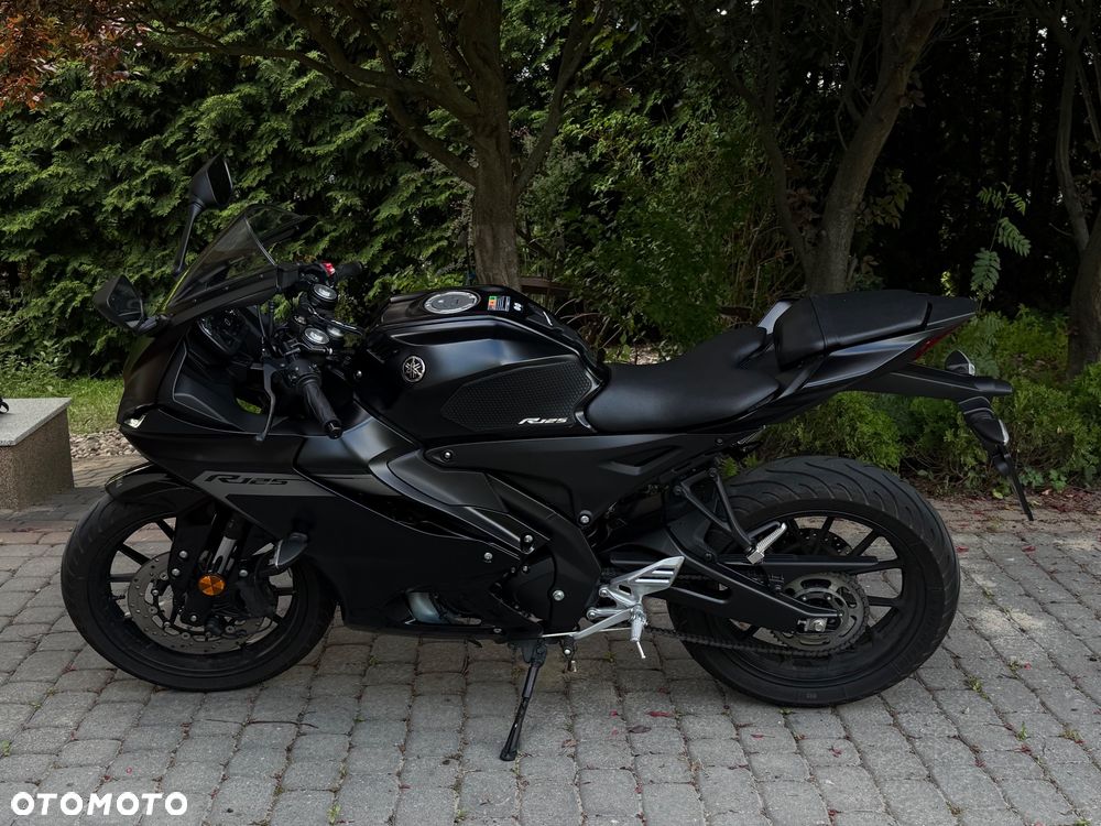 Yamaha YZF - 5