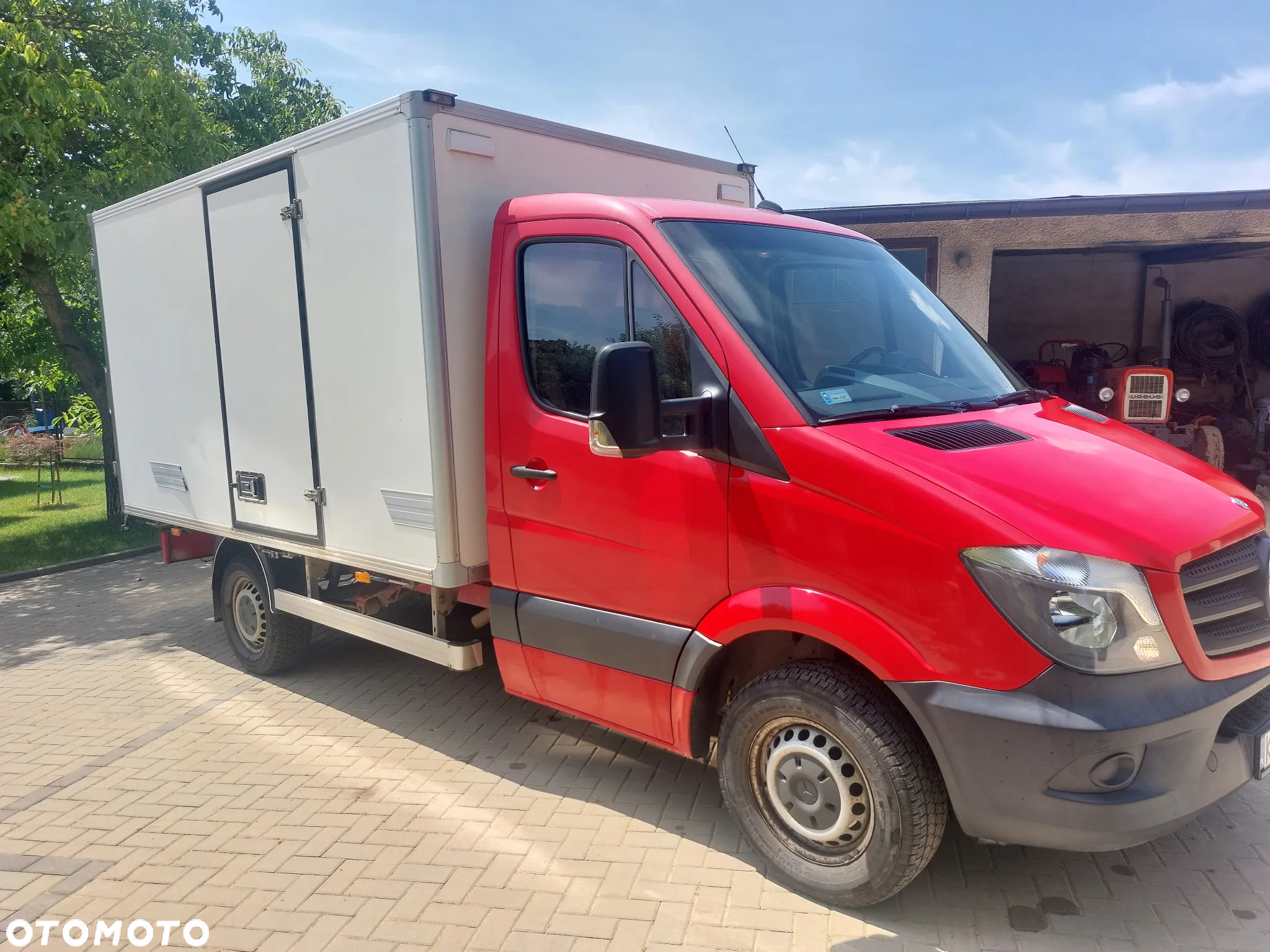 Mercedes-Benz Sprinter - 2