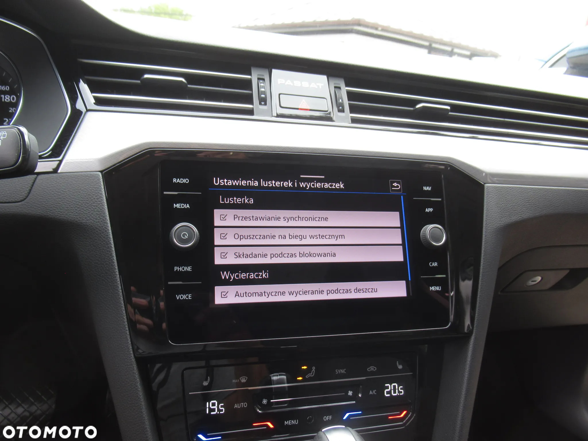 Volkswagen Passat 2.0 TSI Business DSG - 26