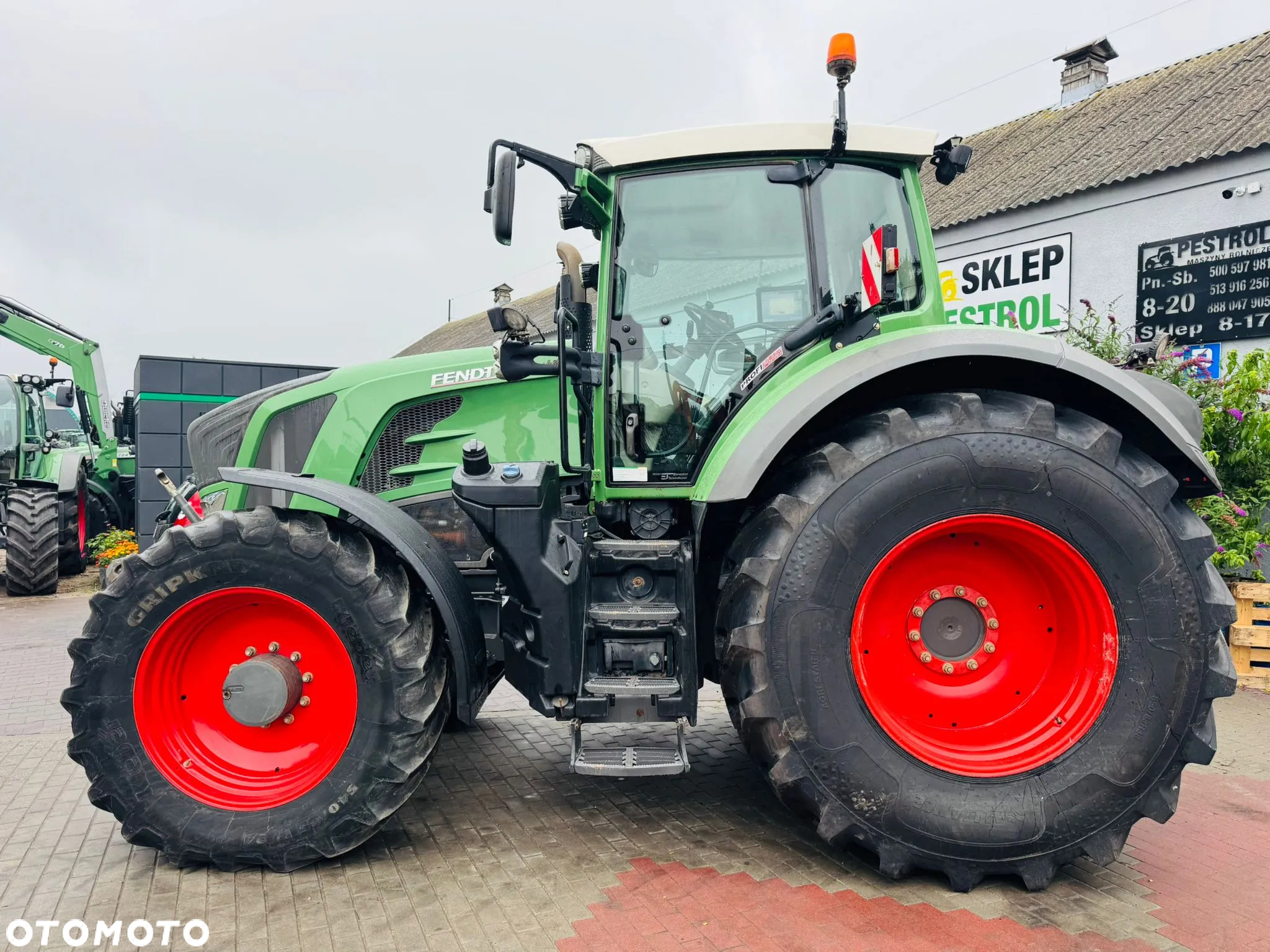 Fendt 828 Vario Profi Plus - 14