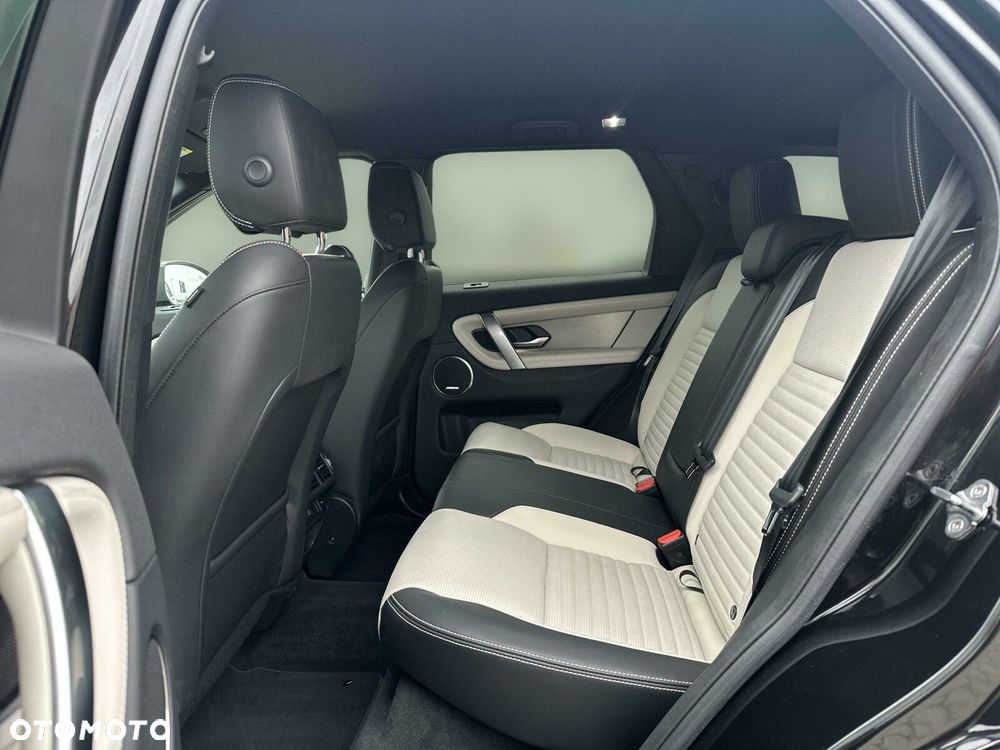 Land Rover Discovery Sport - 13