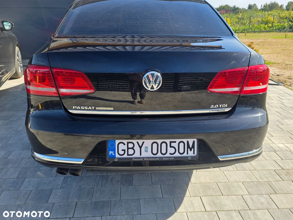 Volkswagen Passat 2.0 TDI Comfortline - 10
