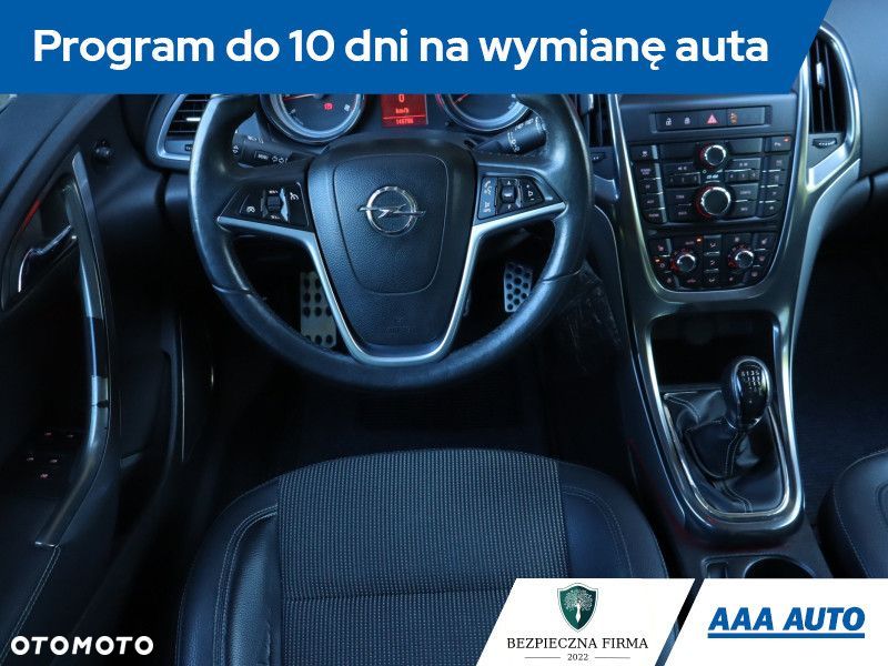Opel Astra - 9