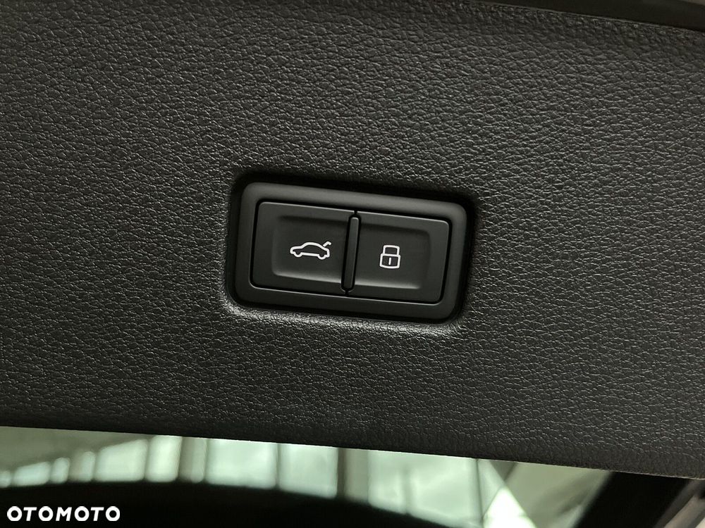 Audi SQ8 - 25