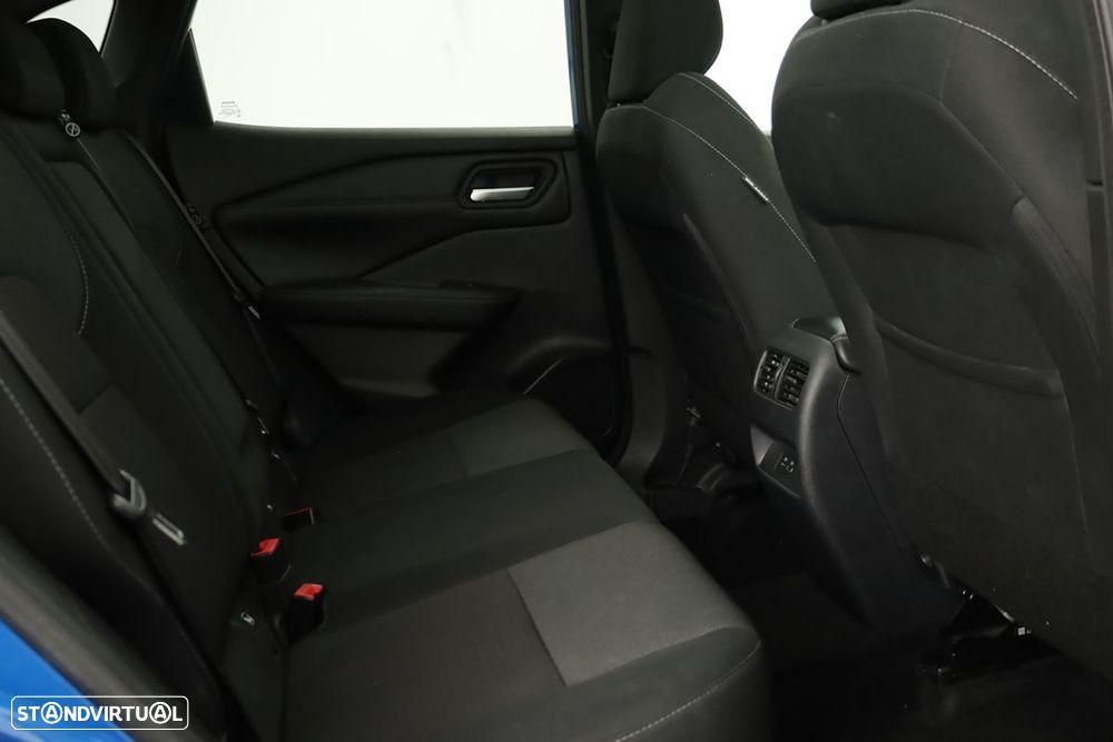 Nissan Qashqai 1.3 DIG-T N-Connecta LED - 23