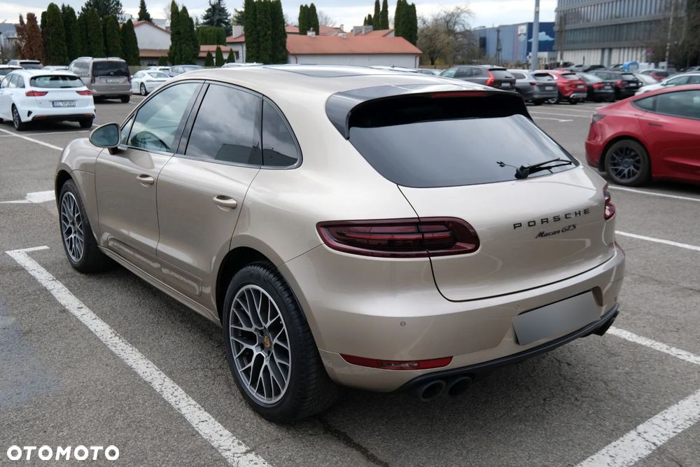 Porsche Macan - 3