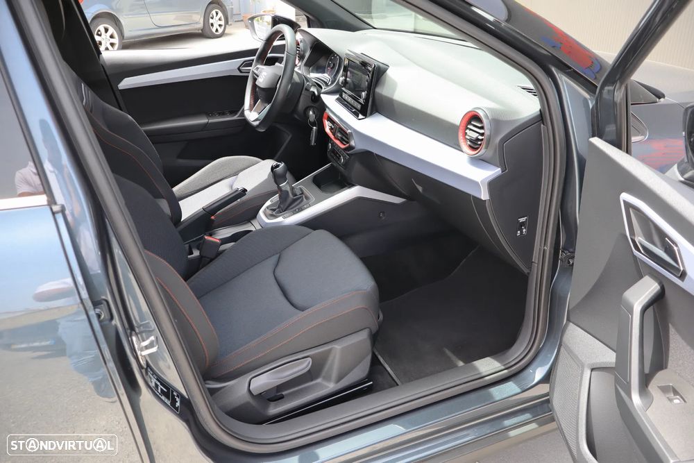 SEAT Arona 1.0 TSI FR - 19