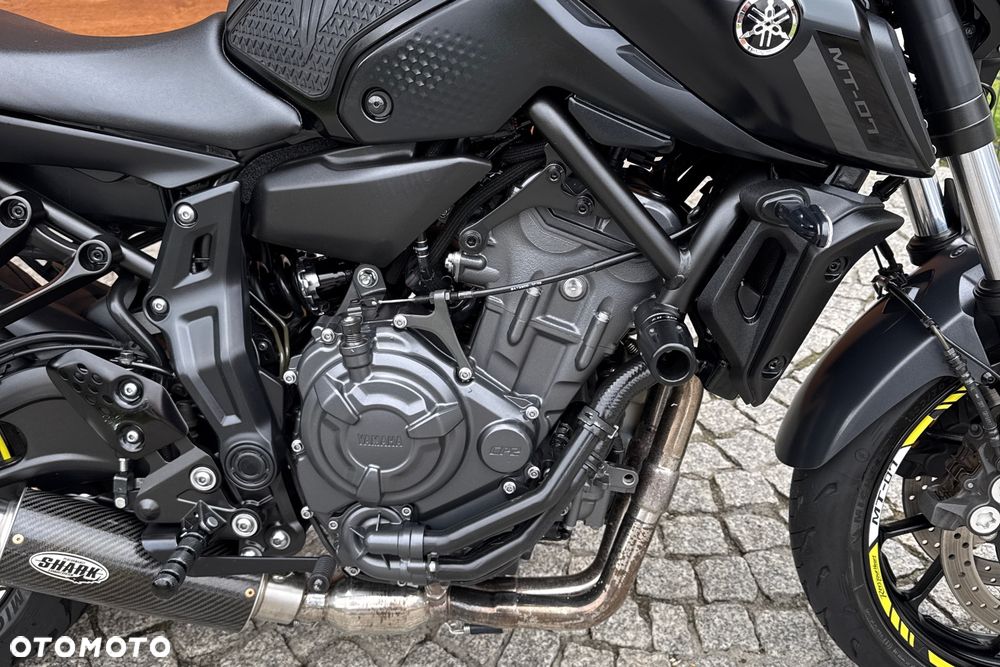 Yamaha MT - 7