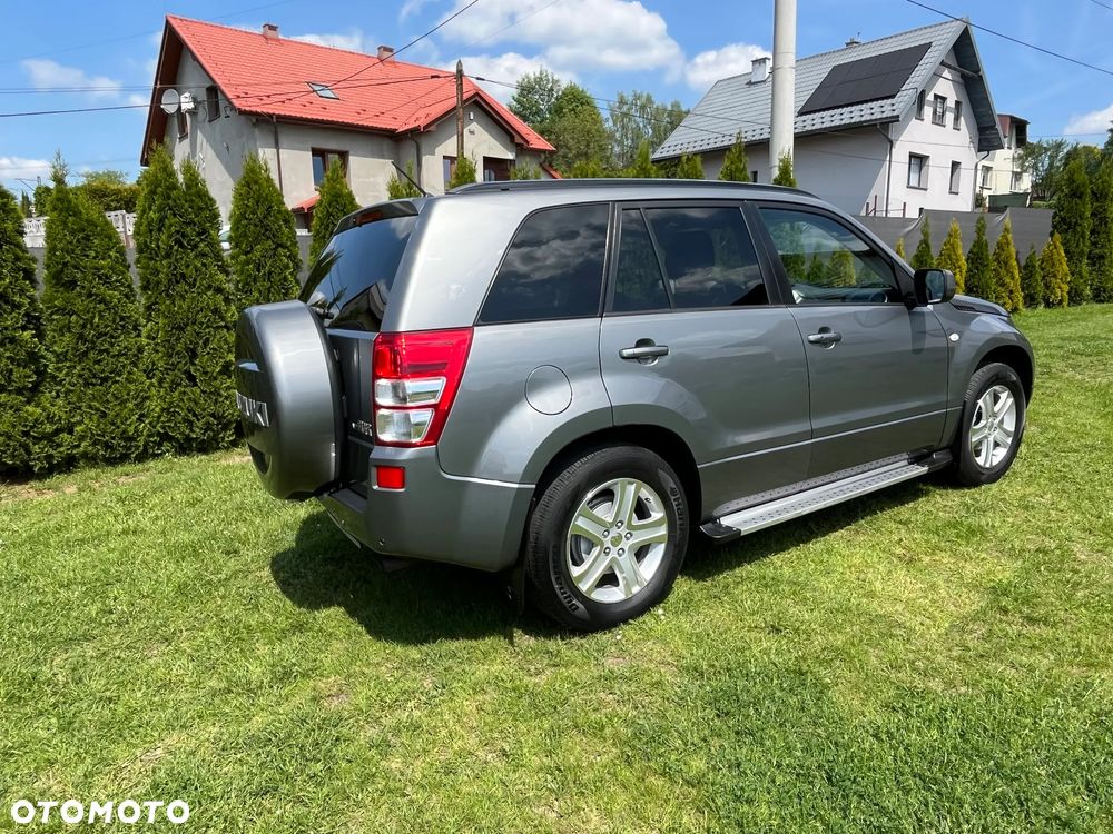 Suzuki Grand Vitara 2.0 De luxe - 5