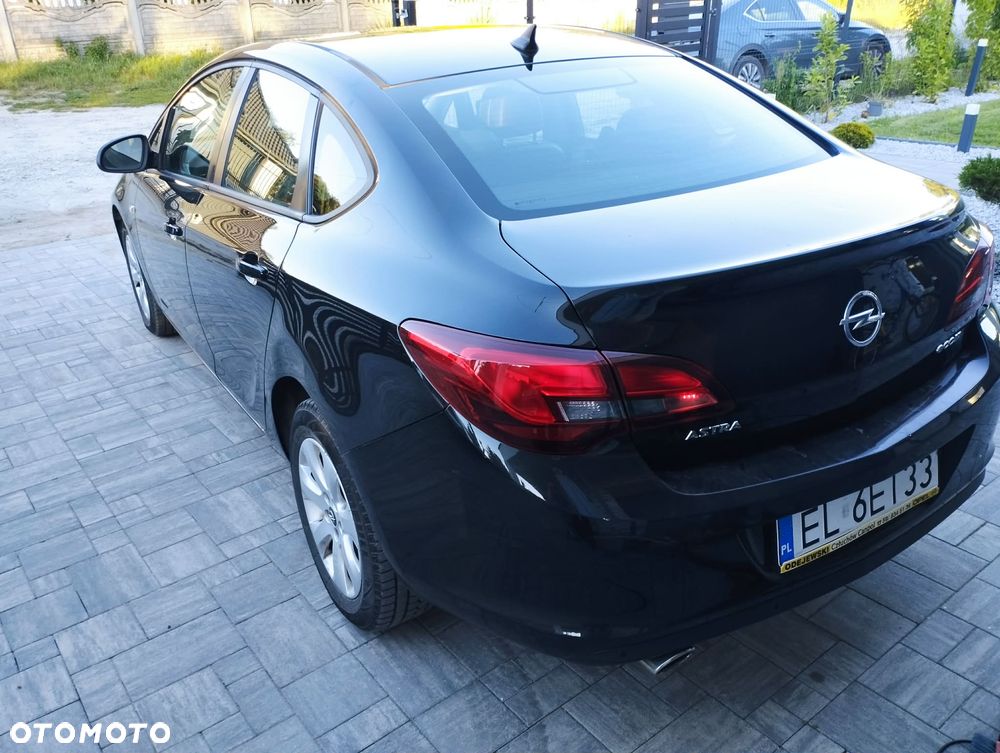 Opel Astra 1.4 T Active EU6 - 4