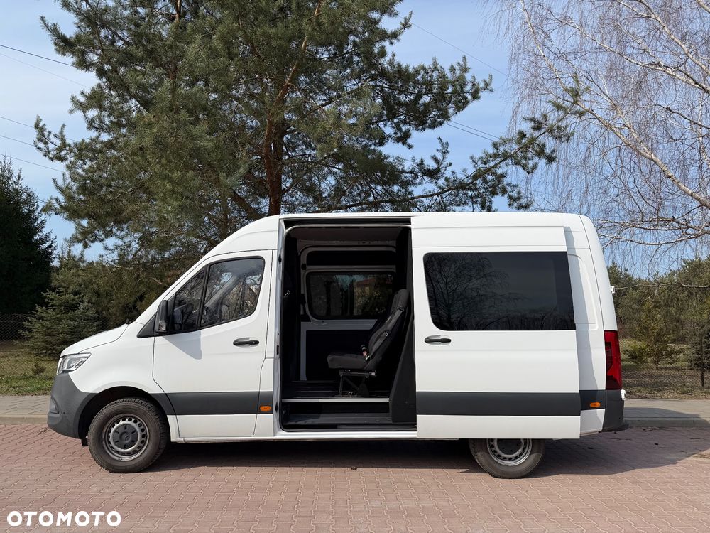 Mercedes-Benz Sprinter - 5