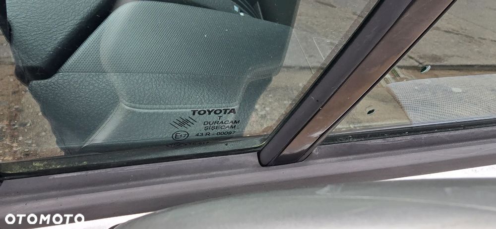 Toyota Corolla Verso - 28