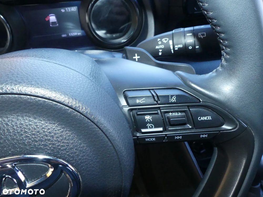 Toyota Yaris 1.5 Selection Style CVT - 25