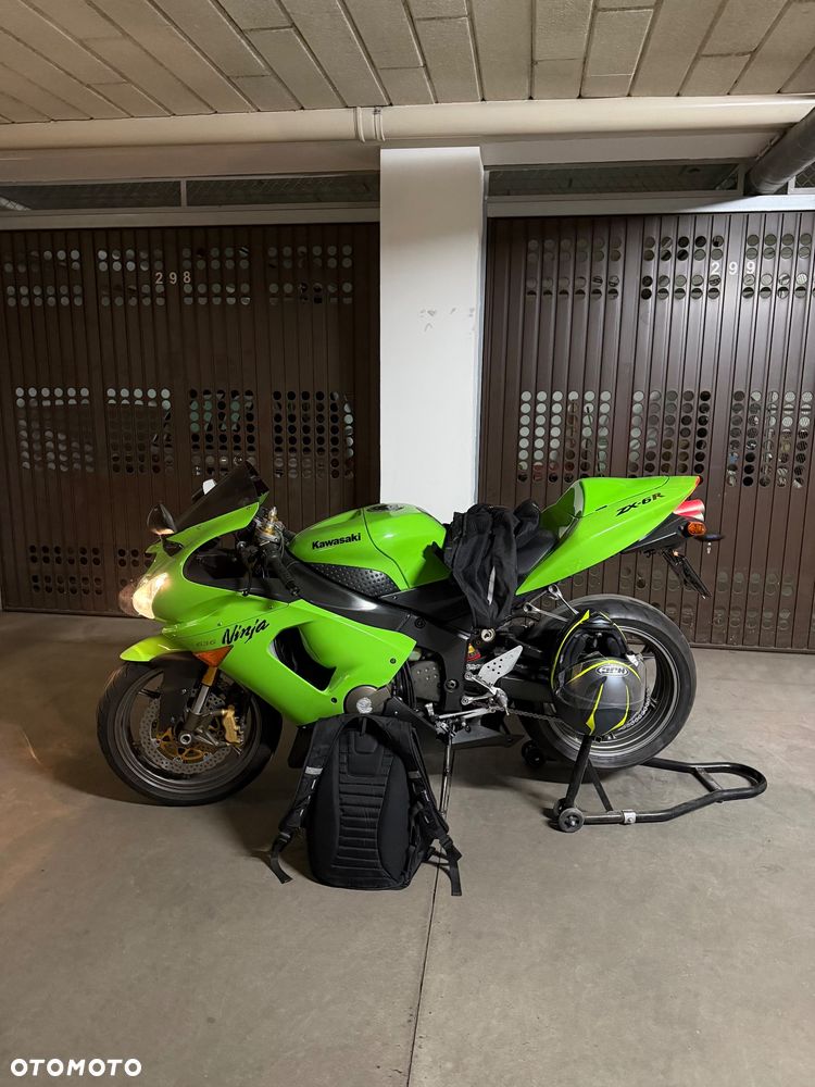 Kawasaki ZXR - 11