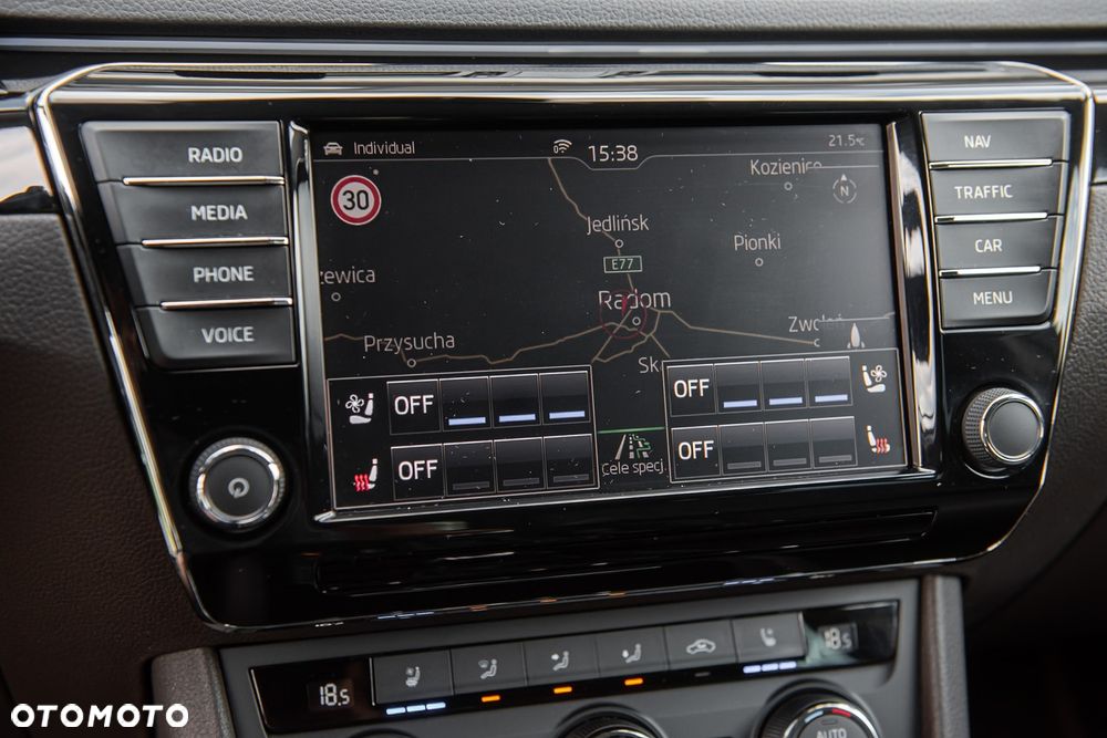 Skoda Superb 2.0 TSI 4x4 L&K DSG - 29