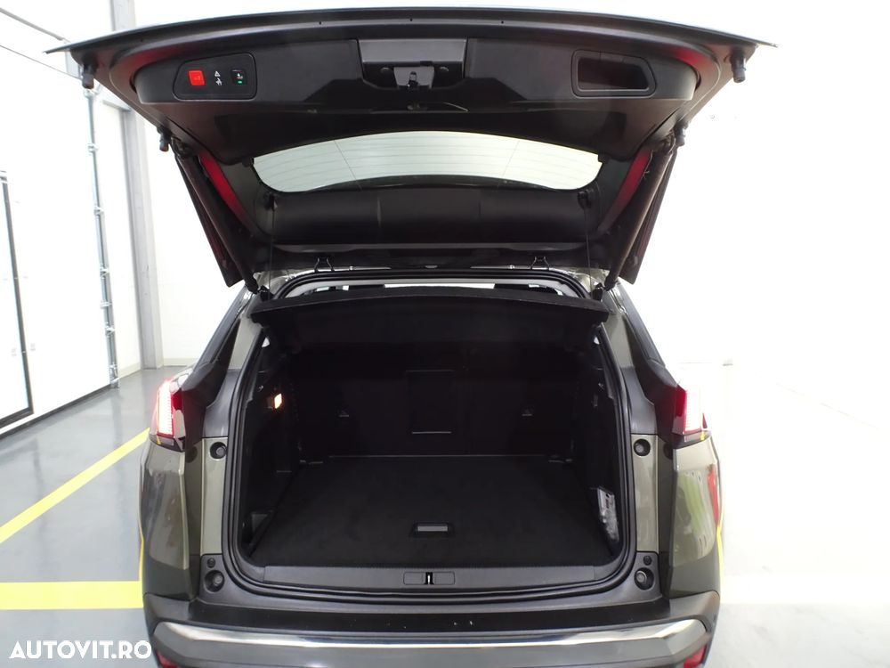 Peugeot 3008 1.2 PureTech Turbo S&S GT-Line - 28