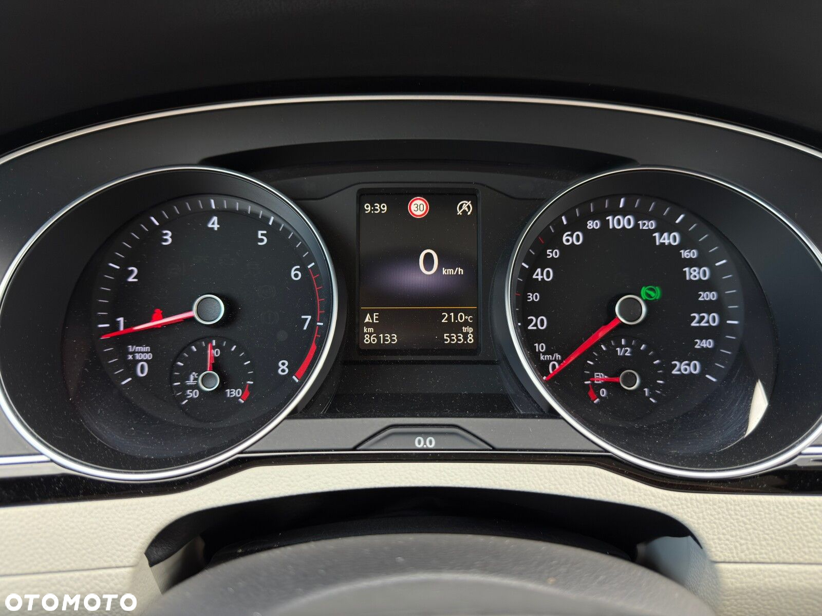 Volkswagen Passat 1.8 TSI BMT Highline DSG - 28