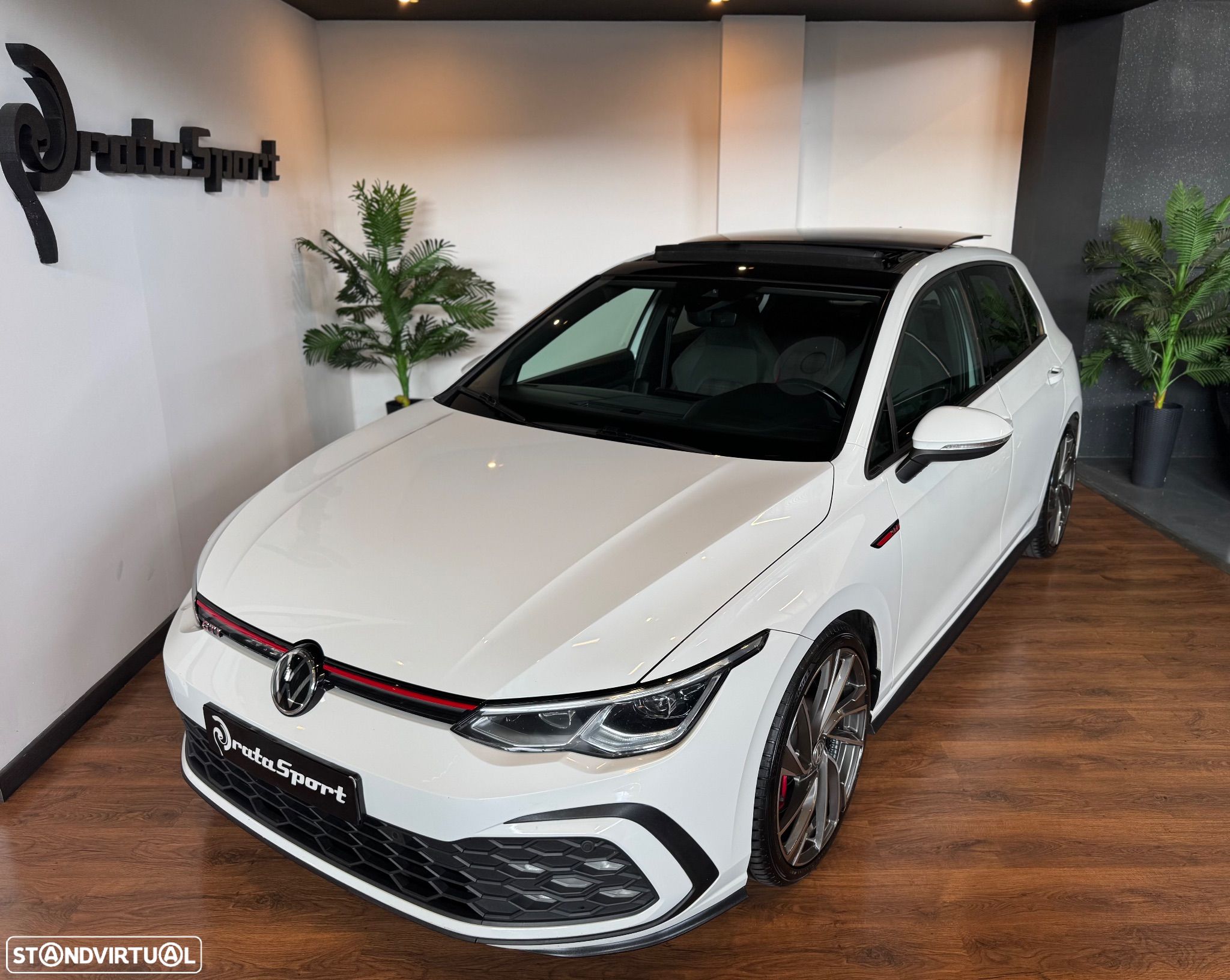 VW Golf 2.0 TSI GTI DSG Performance - 1