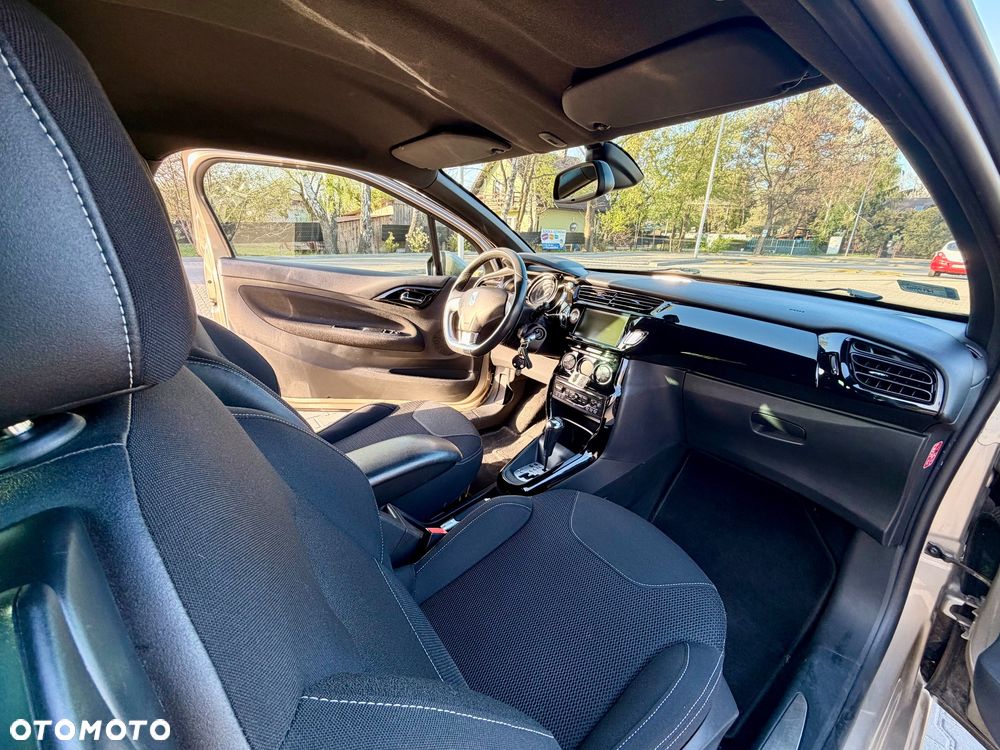 Citroën DS3 1.6 VTi SoChic - 2