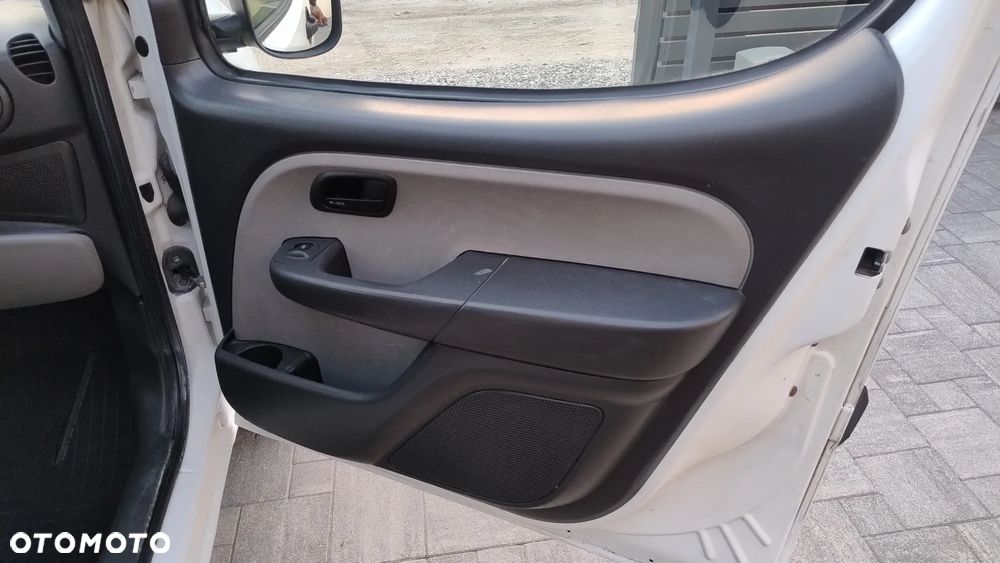 Fiat Doblo 1.9 JTD SX - 19