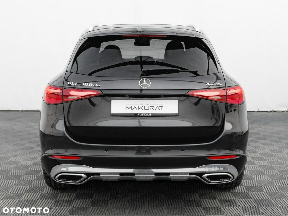 Mercedes-Benz GLC - 10