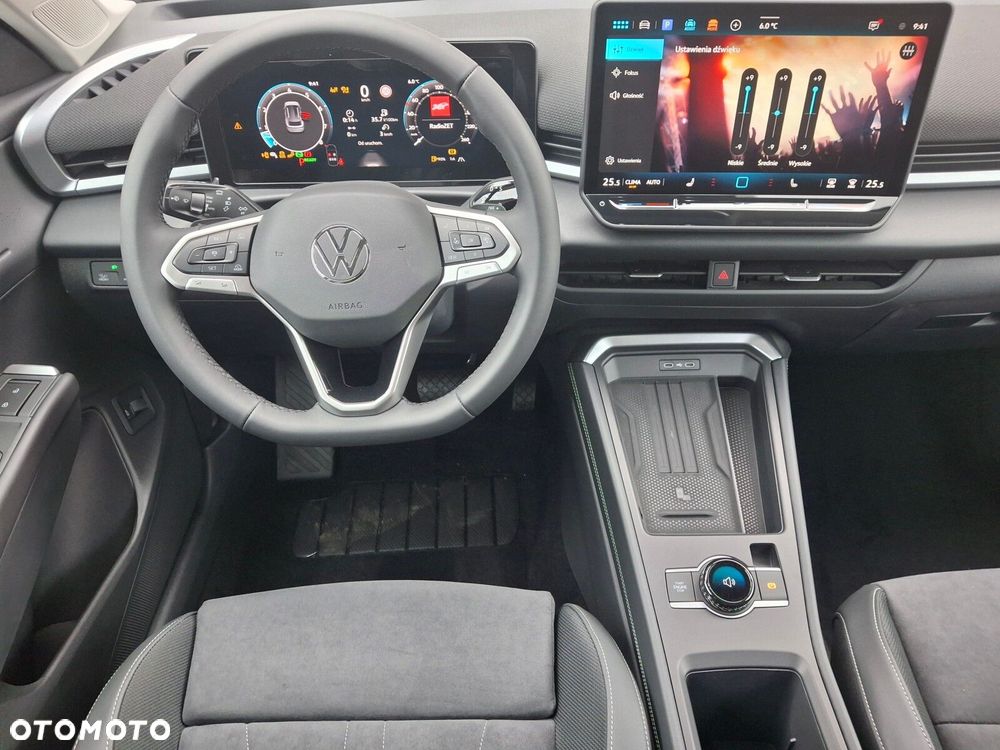 Volkswagen T-Roc 1.5 TSI Style DSG - 20