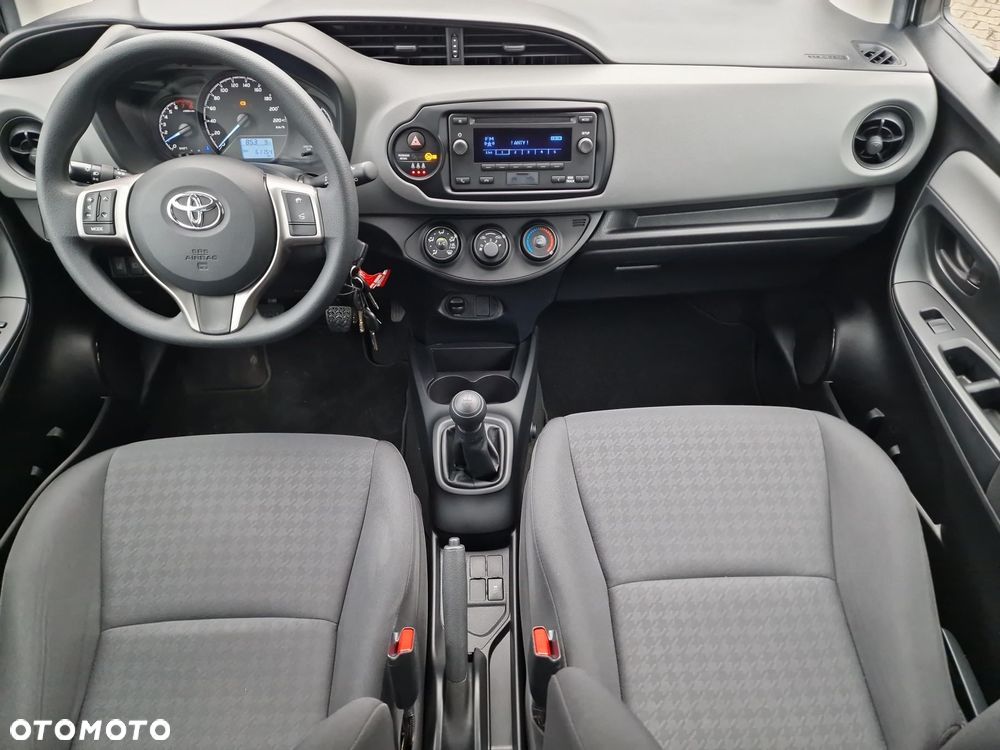 Toyota Yaris 1.0 Active EU6 - 10
