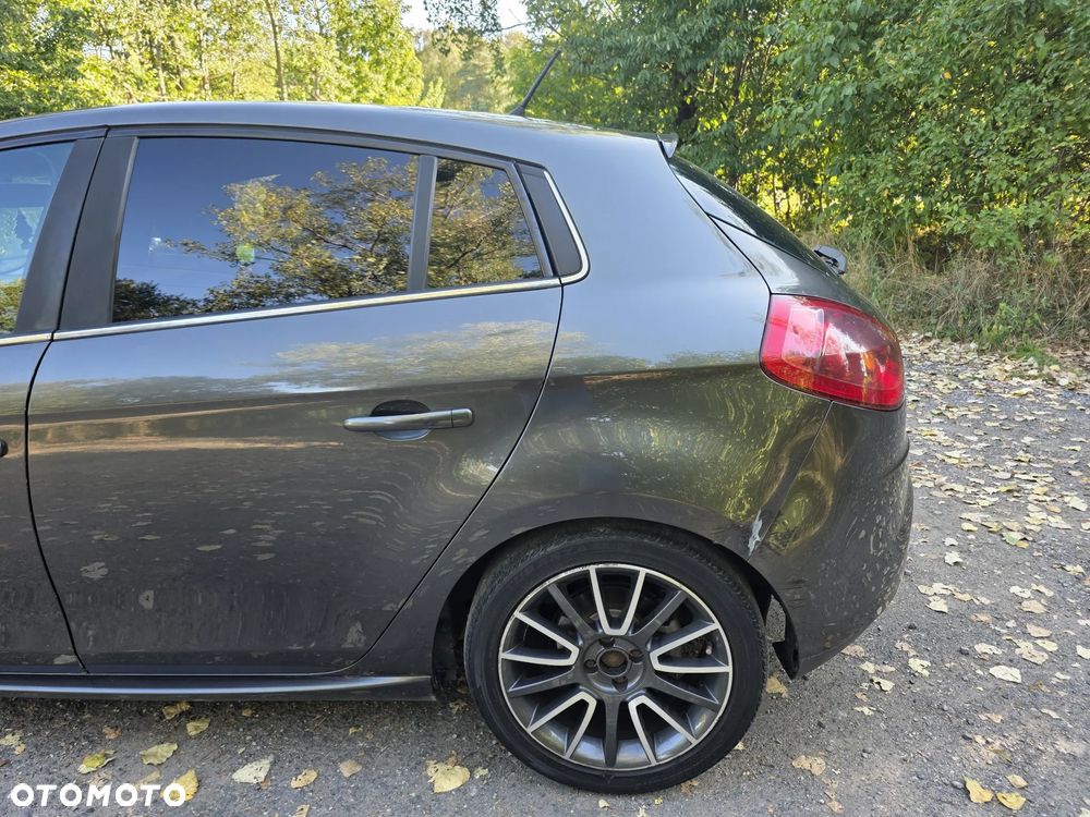 Fiat Bravo 1.9 Multijet 16V Sport - 17