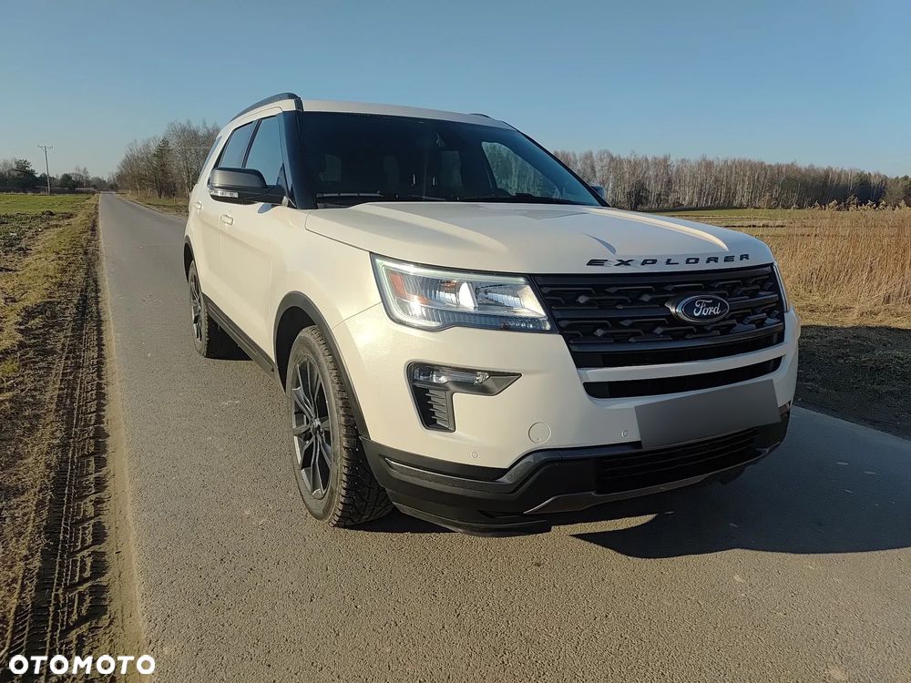 Ford Explorer - 2