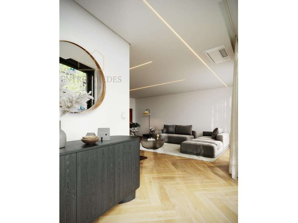 Apartamento T3 remodelado para comprar no Bonfim, Porto - Grande imagem: 5/41
