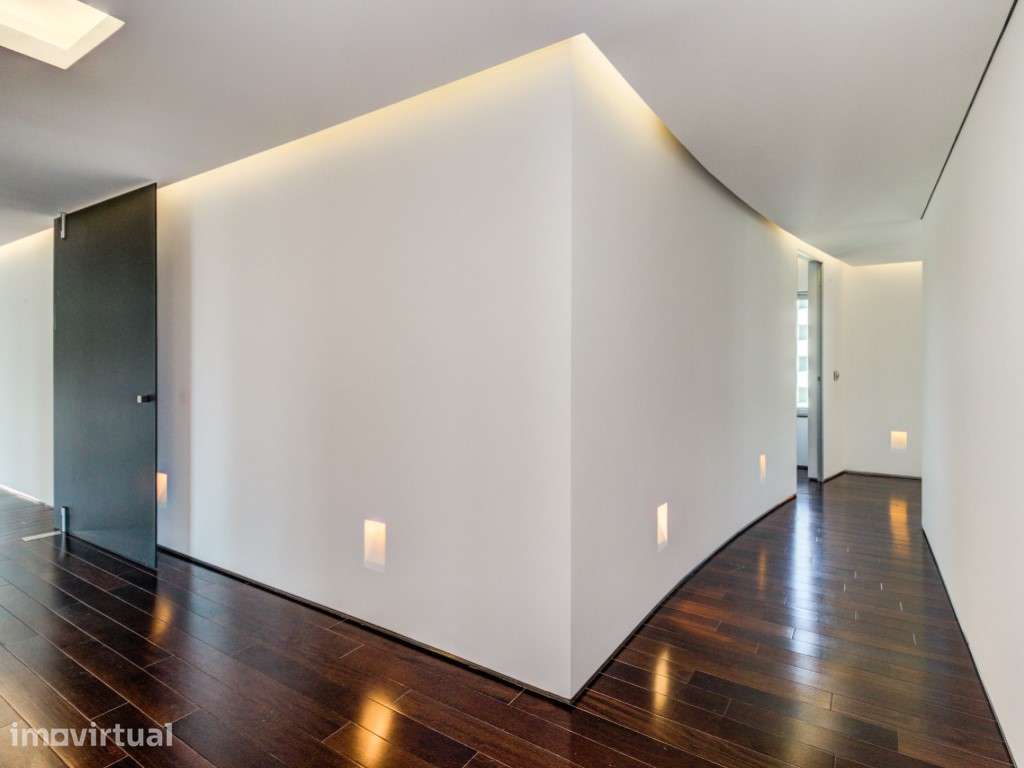 Apartamento T5 + 1 no Condomínio Jardins São Lourenço - Lisboa - Grande imagem: 2/60