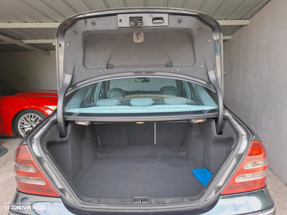 Mercedes-Benz C 220 CDi Avantgarde - 18