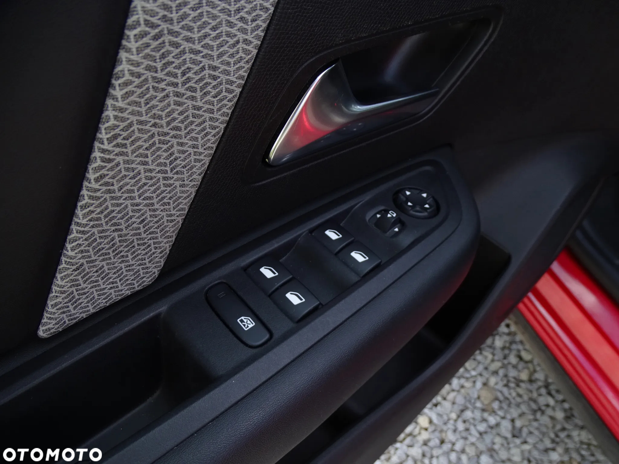Citroën C4 1.2 PureTech Max S&S EAT8 - 31