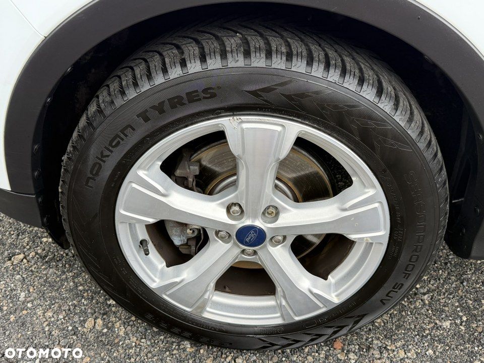 Ford Kuga 2.0 TDCi 2x4 Titanium - 15