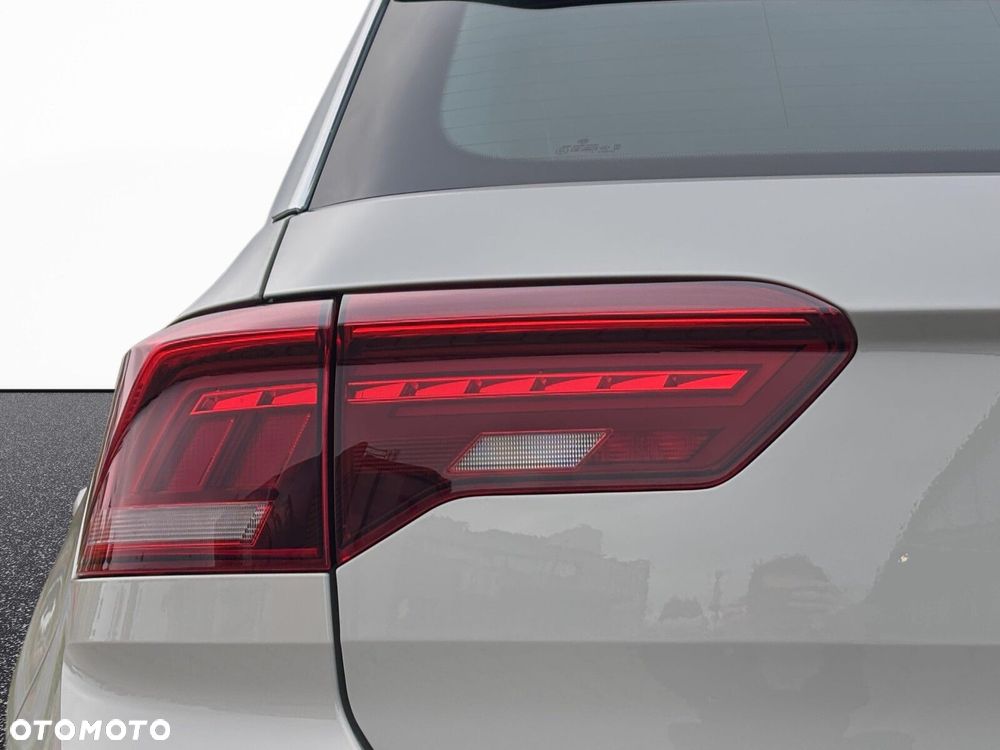 Volkswagen T-Roc - 15