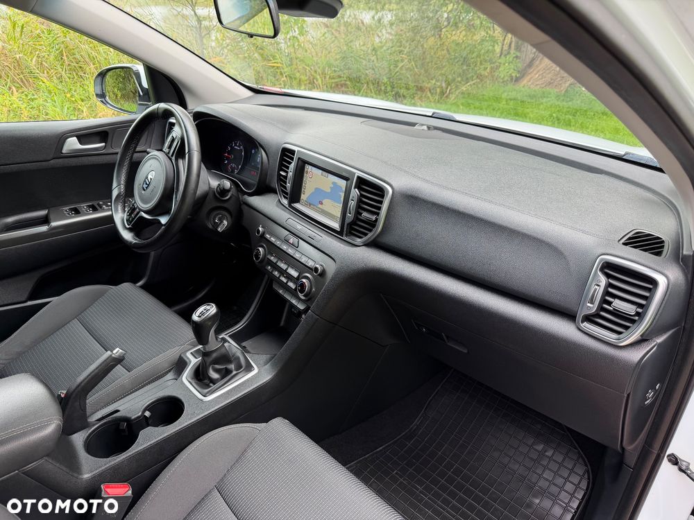 Kia Sportage 1.6 GDI 2WD VISION - 12