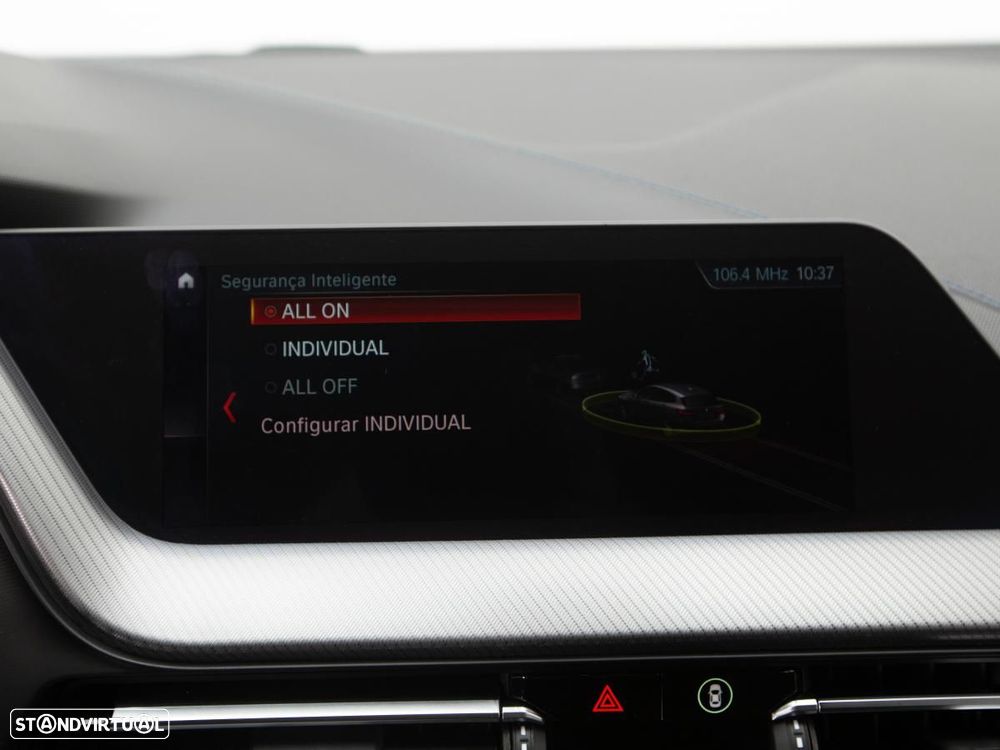 BMW 116 d Pack Desportivo M - 29