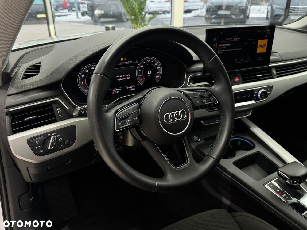 Audi A4 Limousine - 8