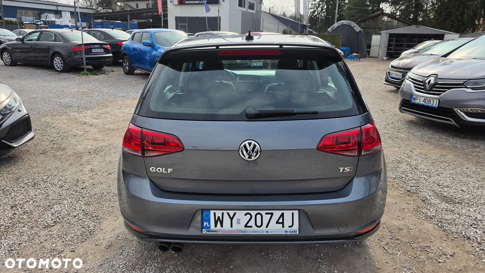 Volkswagen Golf - 30