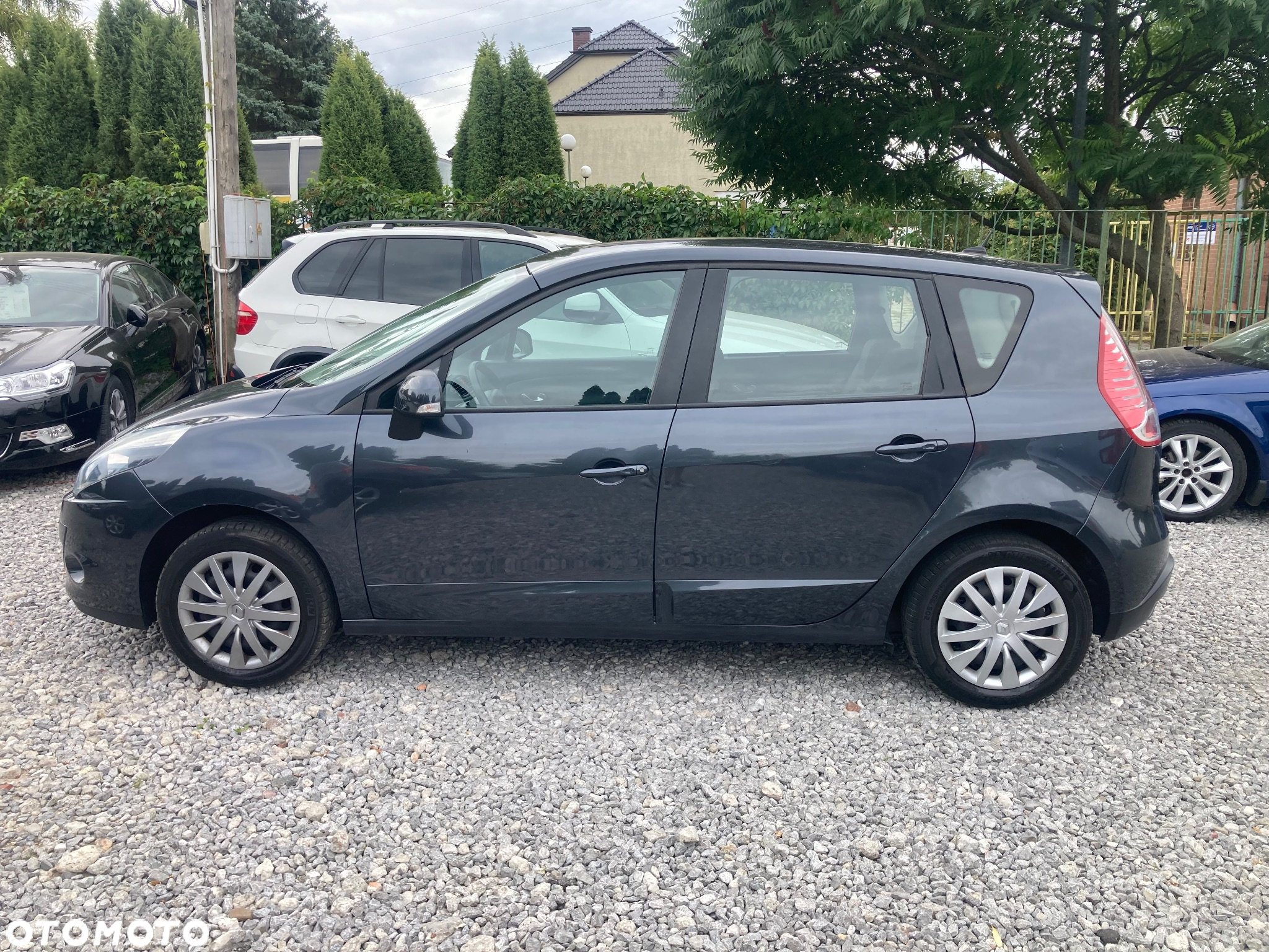 Renault Scenic 1.6 16V 110 Authentique - 4