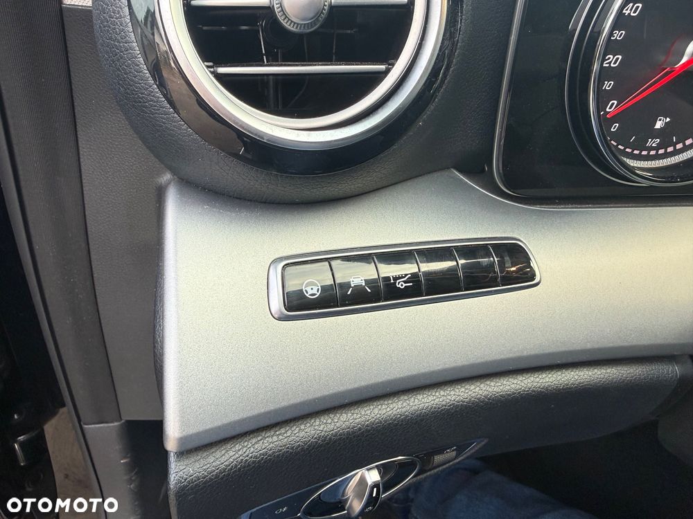 Mercedes-Benz Klasa E 220 d 9G-TRONIC Avantgarde - 10